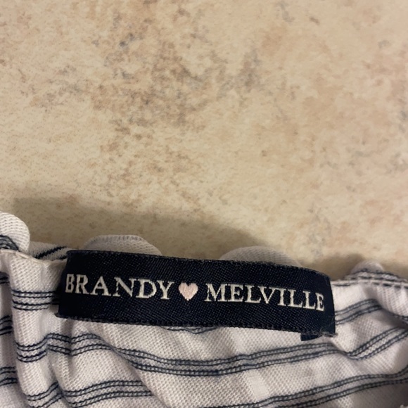 Brandy Melville off the shoulder striped t shirt - Picture 3 of 3